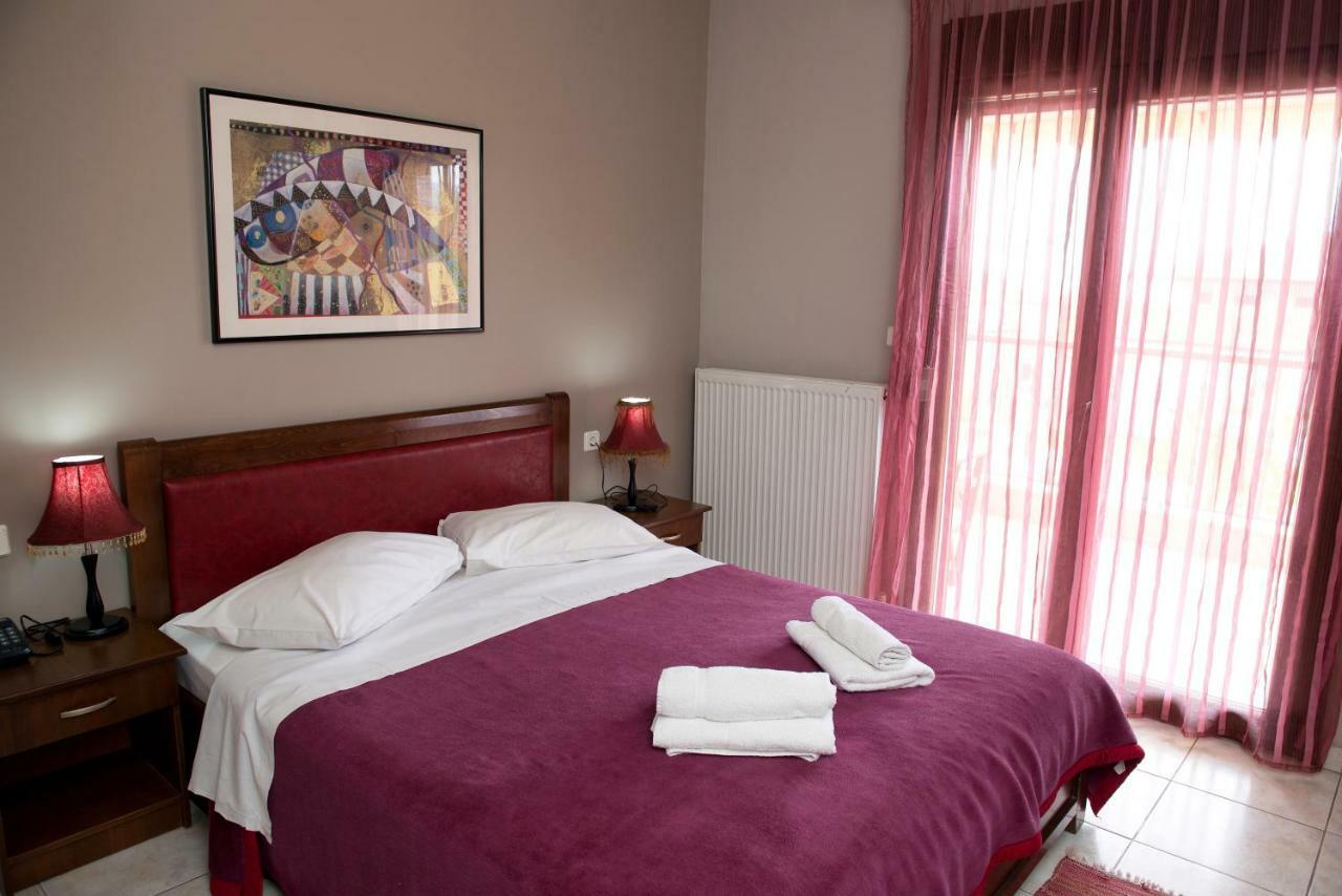 Káto Loutrákion Hotel Philippion מראה חיצוני תמונה