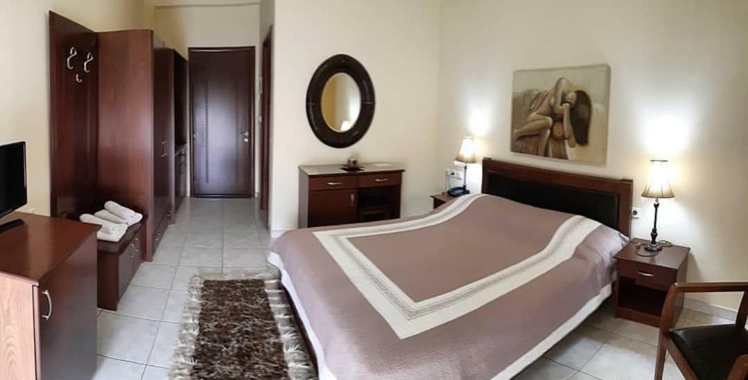 Káto Loutrákion Hotel Philippion מראה חיצוני תמונה